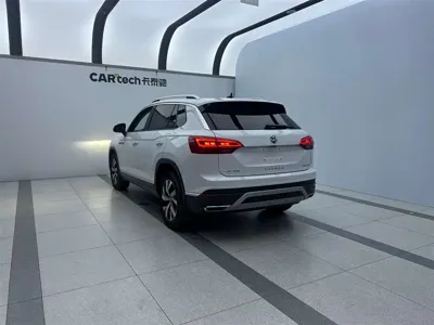 Volkswagen Tayron 2021, 79500 км, за 21041.38 USD