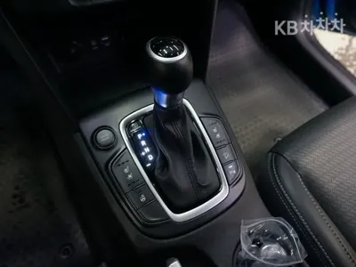 Hyundai Kona 2019, 49943 км, за 10437.18 USD - фото 9