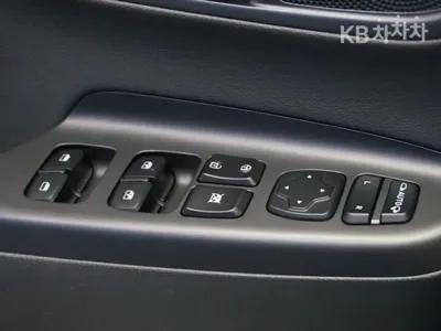 Hyundai Kona 2019, 49943 км, за 10437.18 USD - фото 19