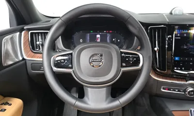Volvo XC60 2024, 17729 км, за 32720.81 USD - фото 13