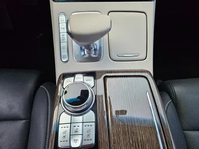 Genesis G90 2019, 170602 км, за 17524.44 USD - фото 6