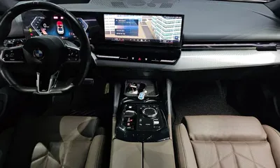 BMW 5-Series 2024, 22349 км, за 39379.02 USD - фото 7