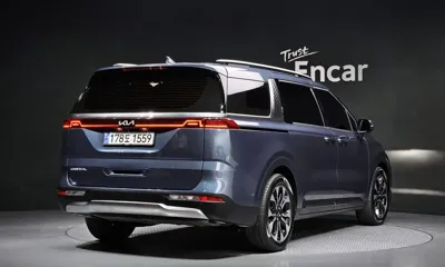 Kia Canival 2023, 77467 км, за 20822.38 USD