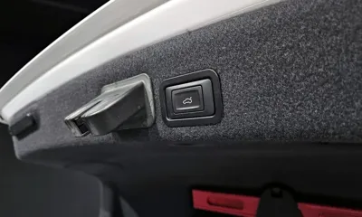 Audi A6 2015, 67358 км, за 9580.44 USD - фото 20