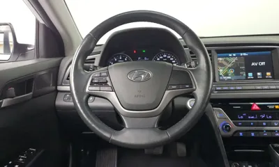 Hyundai Avante 2018, 77812 км, за 8143.33 USD - фото 11