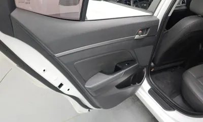 Hyundai Avante 2018, 77812 км, за 8143.33 USD - фото 25