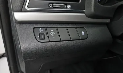 Hyundai Avante 2018, 77812 км, за 8143.33 USD - фото 28