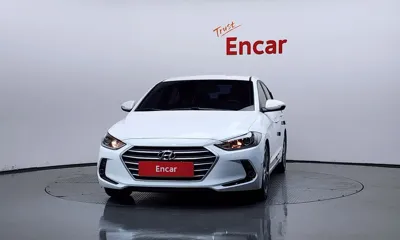 Hyundai Avante 2018, 111970 км, за 5016.29 USD