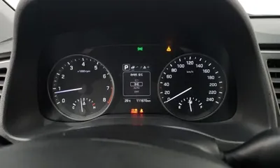 Hyundai Avante 2018, 111970 км, за 5016.29 USD - фото 8