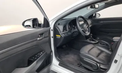 Hyundai Avante 2018, 111970 км, за 5016.29 USD - фото 10