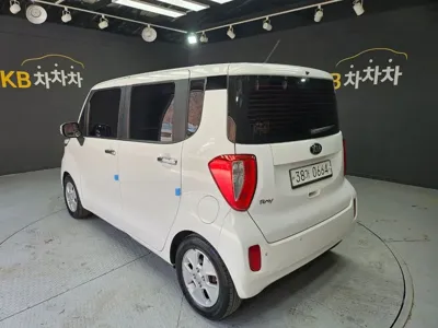 Kia Ray 2016, 165466 км, за 3900.5 USD