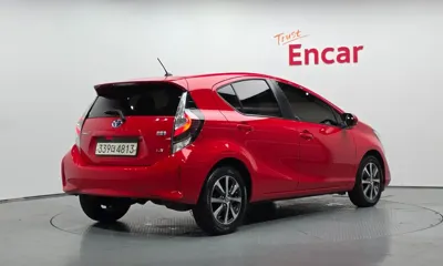 Toyota Prius 2020, 78009 км, за 9122.16 USD