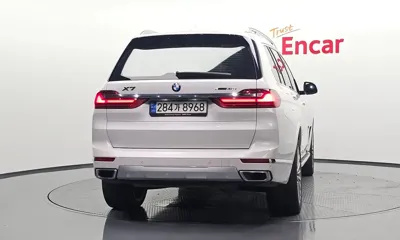 BMW X7 2022, 79931 км, за 44880.34 USD