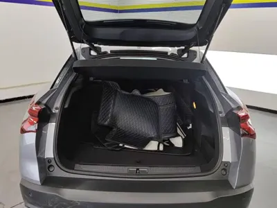 Citroen C5 X 2025, 30000 км, за 13187.16 USD