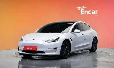 Tesla Model 3 · 2020 год