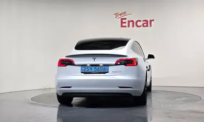 Tesla Model 3 2020, 111296 км, за 20480.5 USD