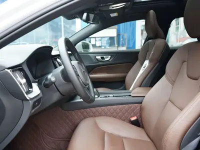 Volvo S60 2025, 16000 км, за 22630.52 USD - фото 16