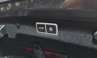 Hyundai Grandeur 2023, 45345 км, за 24004.7 USD - фото 30