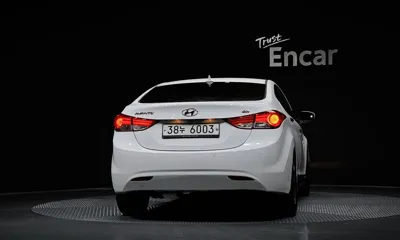 Hyundai Avante 2013, 116472 км, за 2756.99 USD