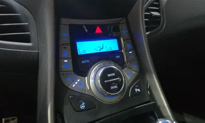 Hyundai Avante 2013, 116472 км, за 2756.99 USD - фото 16