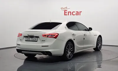 Maserati Ghibli 2018, 85516 км, за 16848.83 USD
