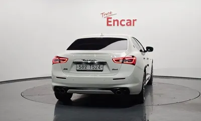 Maserati Ghibli 2018, 85516 км, за 16848.83 USD