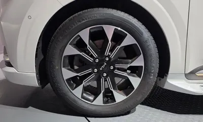 Kia Canival 2023, 93291 км, за 20283.58 USD