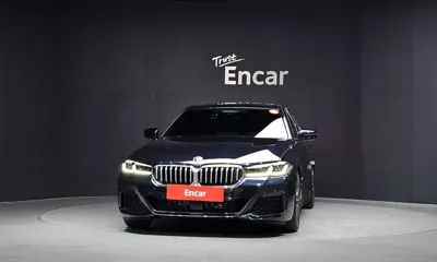 BMW 5-Series 2022, 61750 км, за 22898.8 USD