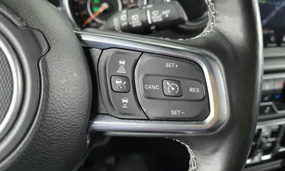 Jeep Wrangler 2022, 69236 км, за 29402.04 USD - фото 18
