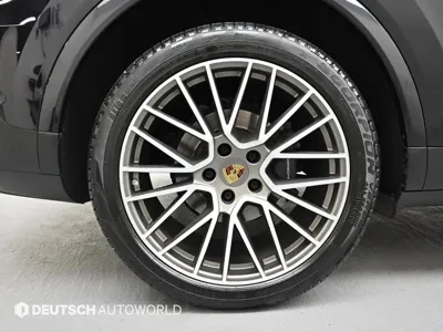 Porsche Cayenne 2022, 58751 км, за 64264.15 USD
