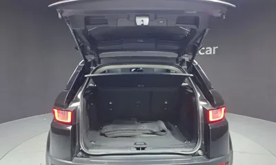 Land Rover Range Rover Evoque 2019, 40055 км, за 12026.26 USD - фото 20