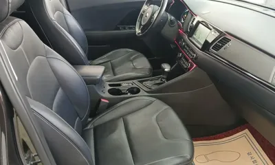 Kia Niro 2017, 90934 км, за 7159.61 USD - фото 12