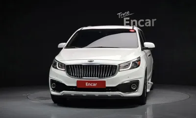 Kia Canival 2016, 160556 км, за 7085.74 USD
