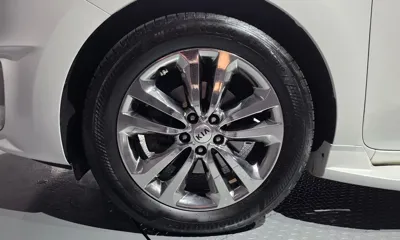 Kia Canival 2016, 160556 км, за 7085.74 USD
