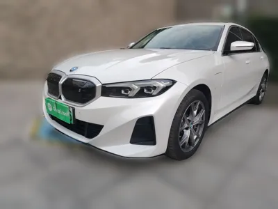 BMW i3 · 2024 год