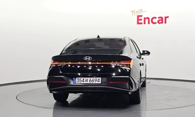 Hyundai Avante 2025, 9061 км, за 16410.66 USD