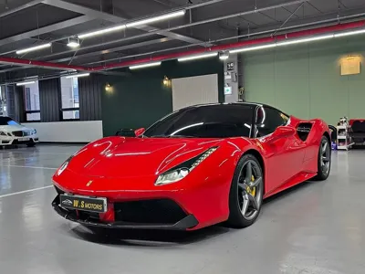 Ferrari 488 2017, 14400 км, за 662244.48 USD