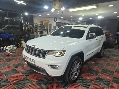 Jeep Cherokee 2019, 71759 км, за 10271.07 USD