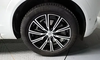 Volvo XC60 2020, 112703 км, за 19037.56 USD