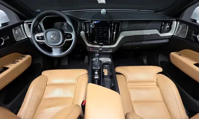 Volvo XC60 2020, 112703 км, за 19037.56 USD - фото 7