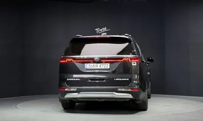 Kia Canival 2021, 39770 км, за 19437.03 USD