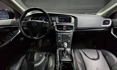 Volvo V40 2013, 112468 км, за 6502.89 USD - фото 7