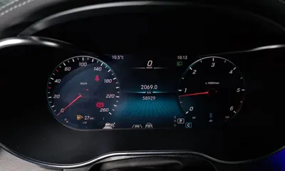 Mercedes-Benz GLC-Class 2022, 58929 км, за 29402.04 USD - фото 8
