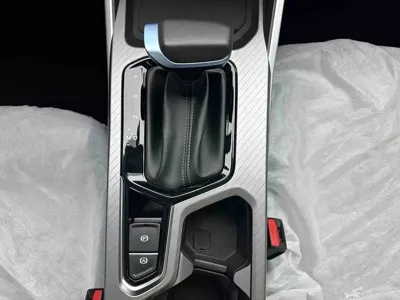 Geely Emgrand 2023, 6500 км, за 10594.26 USD - фото 18