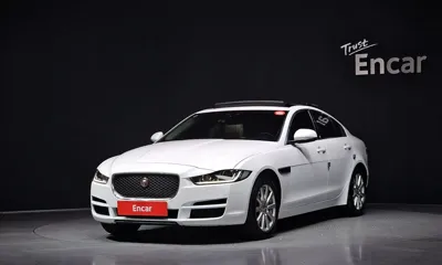 Jaguar XE · 2017 год