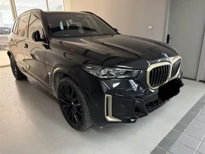 BMW X5 · 2025 год