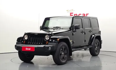 Jeep Wrangler · 2012 год