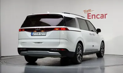 Kia Canival 2023, 29762 км, за 18037.37 USD