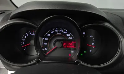 Kia Ray 2015, 163588 км, за 2619.14 USD - фото 8