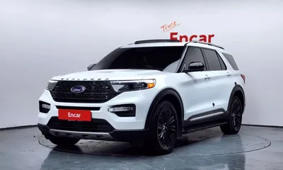Ford Explorer · 2021 год